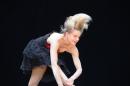 La Reine s ennuie 32 * 5616 x 3744 * (6.18MB)